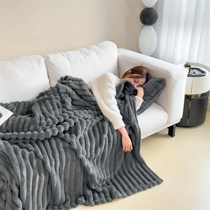Plush Faux Fur Soft Blanket for Cozy Warmth