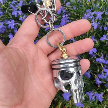 Cool Skull Pendant Keychain