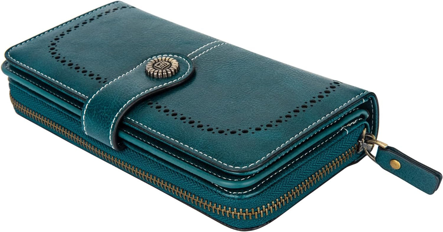 Fashionable Genuine Leather Wristlet Wallet