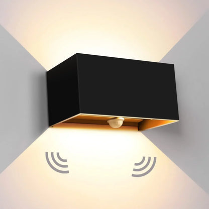 Motion Sensor Garden Lamp