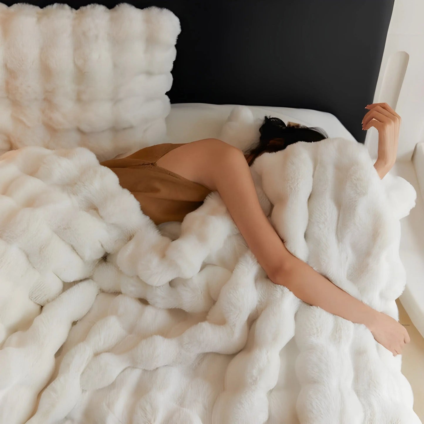 Ultra Soft Plush Throw Blanket