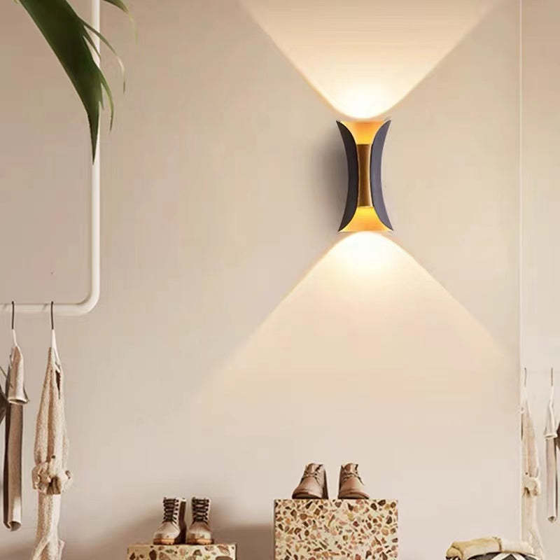 Stylish Metal Exterior Wall Light