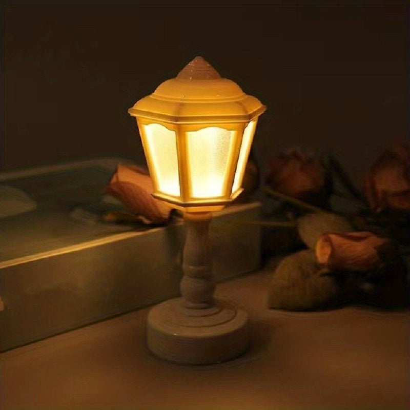 Compact Vintage Style LED Desk Lamp