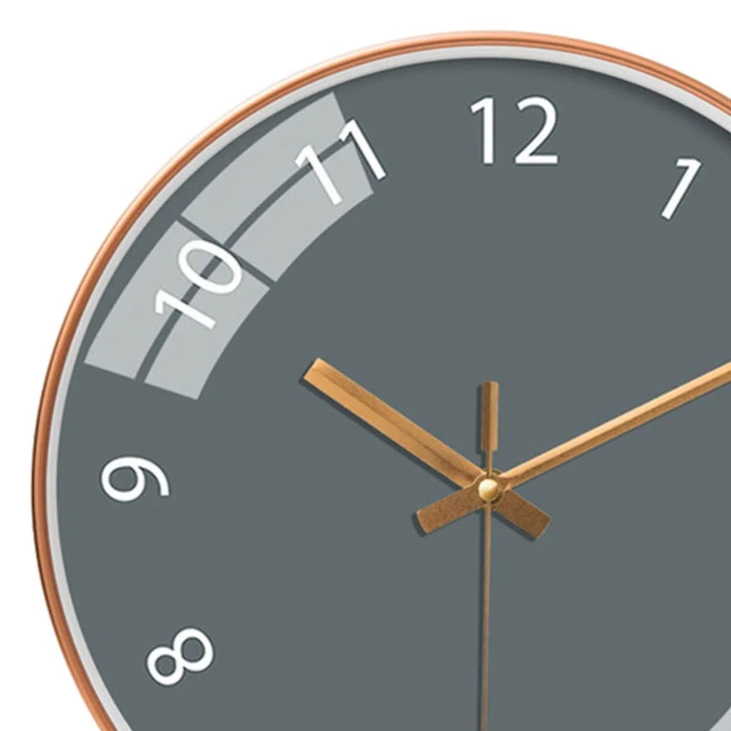 Stylish Round Wall Clock Befez