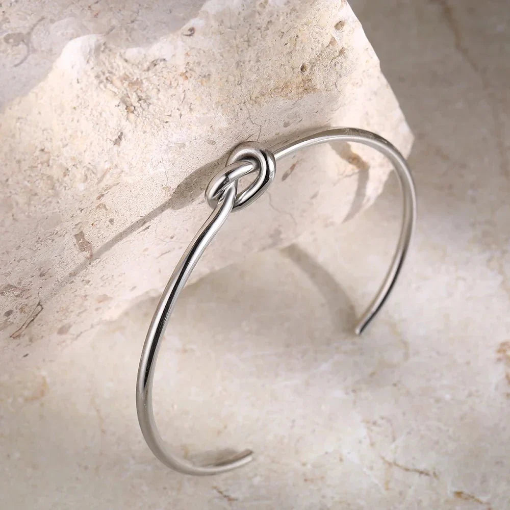 Timeless Bow Knot Bracelet