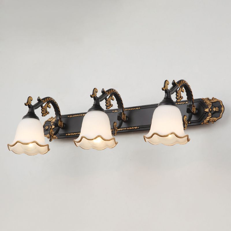 Traditional Style Wall Light with Antique Look