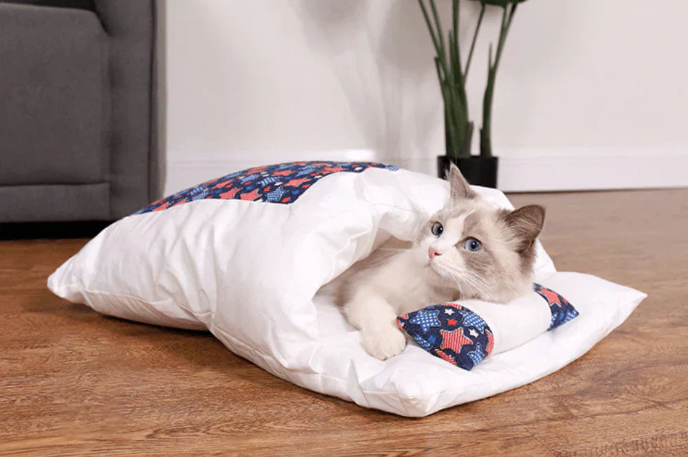Cozy Kitty Bedding Bag