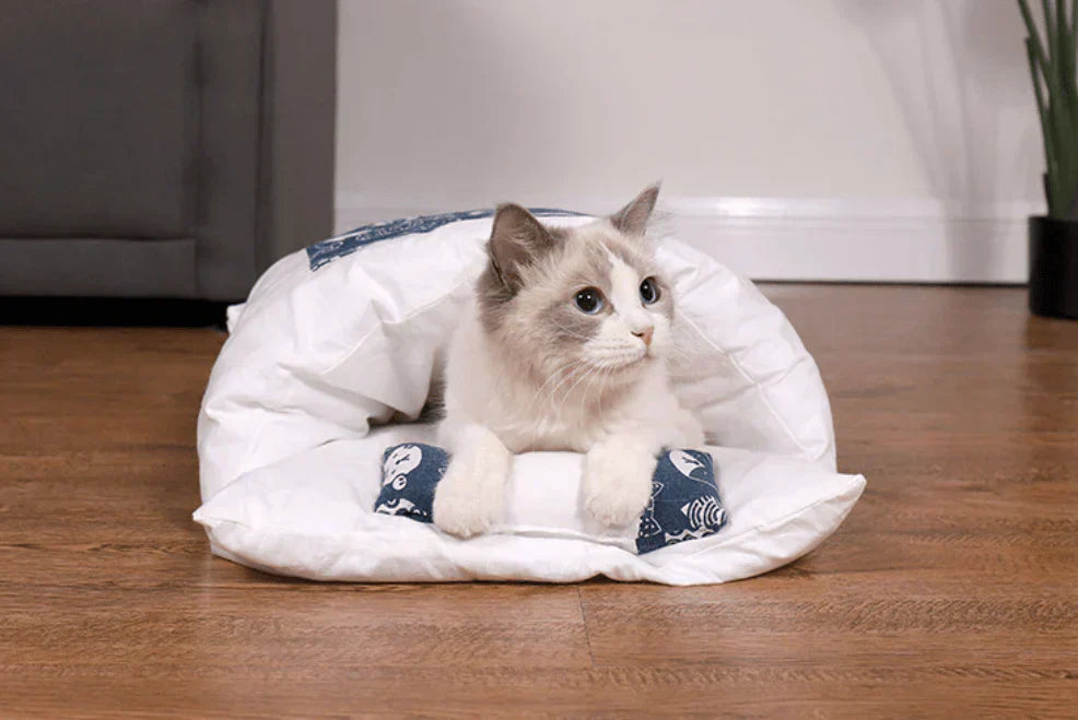 Cozy Kitty Bedding Bag
