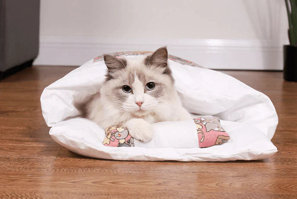 Cozy Kitty Bedding Bag