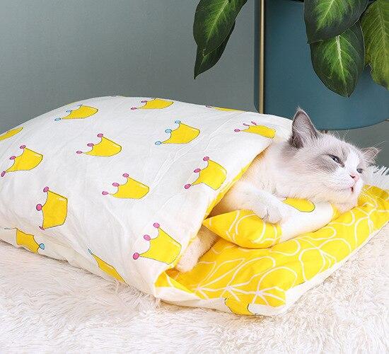 Cozy Kitty Bedding Bag