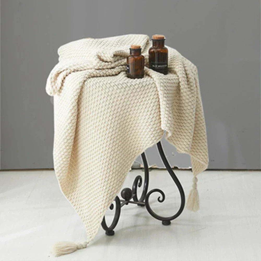 Cozy Wool Throw Blanket with Tassels