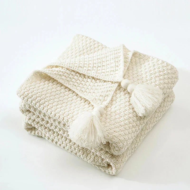 Cozy Wool Throw Blanket with Tassels