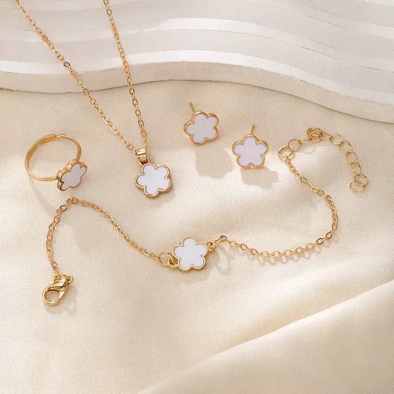 Delicate Flower Clover Jewelry Set for Women