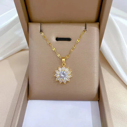 Beautiful Flower Pendant Necklace Set - Befez