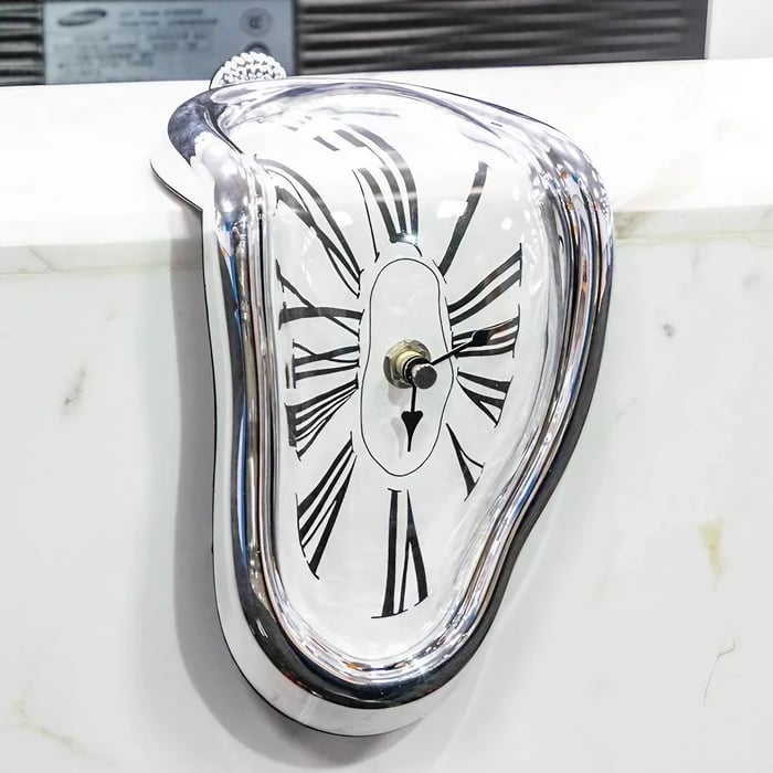 Unique Modern Wall Clock