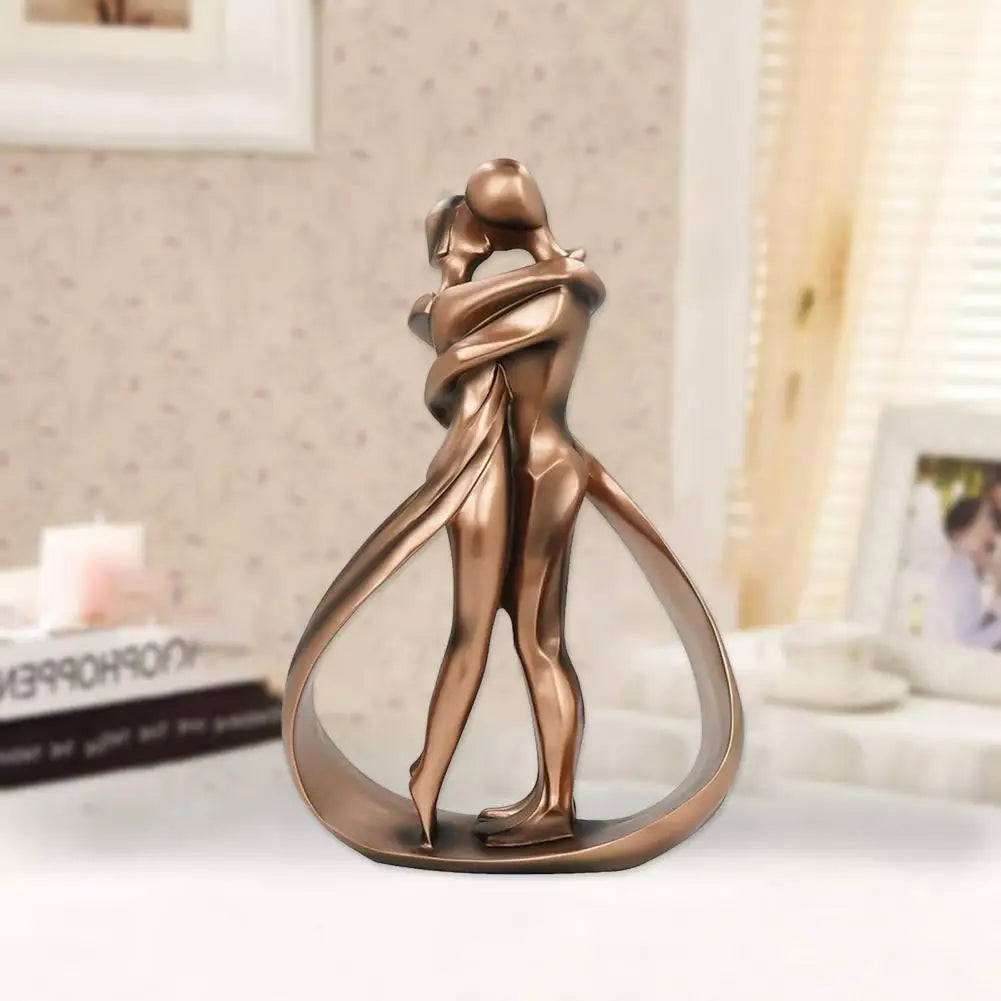 Romantic Couple Figurine Decor Sculpture