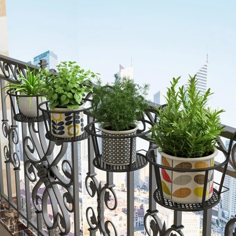 Befez | Easy Hanging Planters for Small Balcony Garden