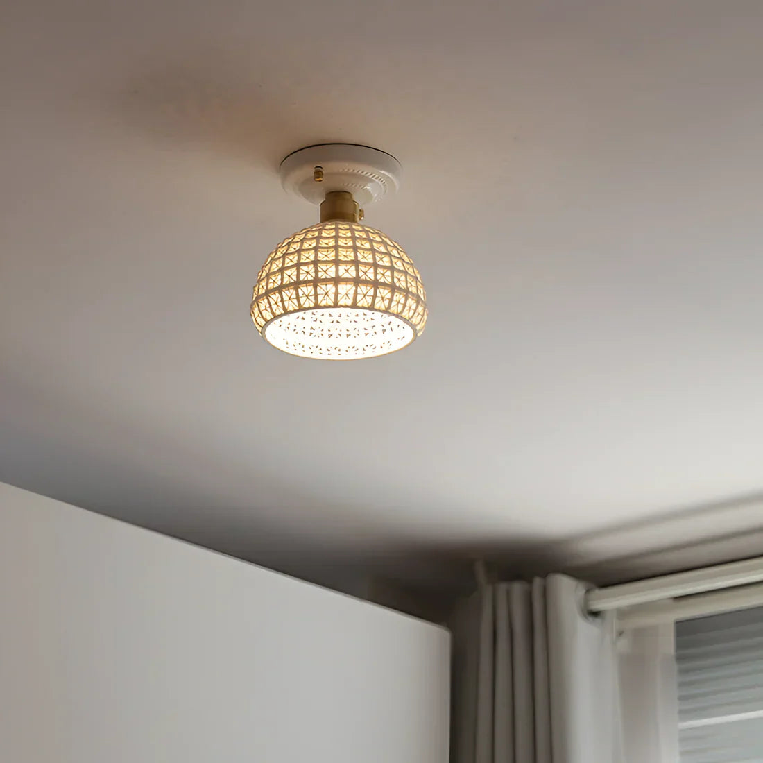 Simple White Ceramic Ceiling Light