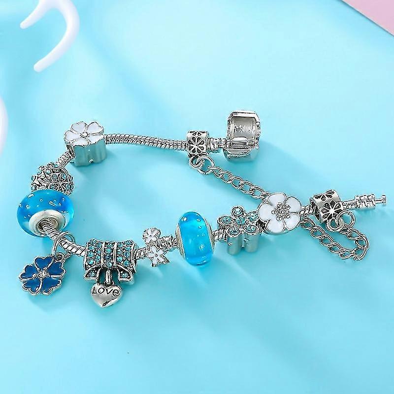 Beautiful Flower Silver Charm Bracelet for Women