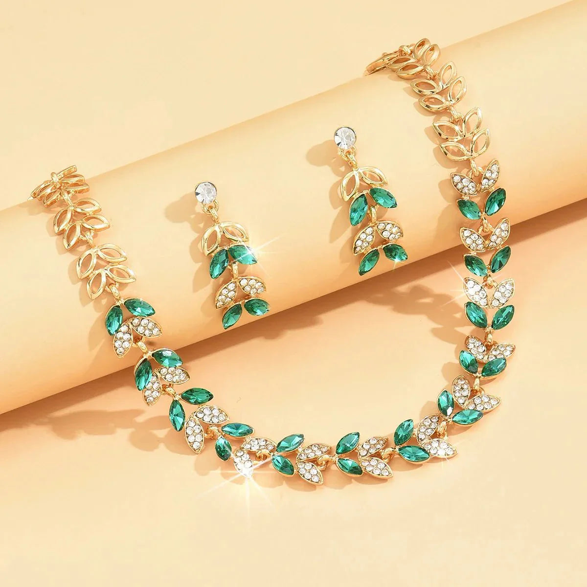 Green Gemstone Diamond Pendant Set