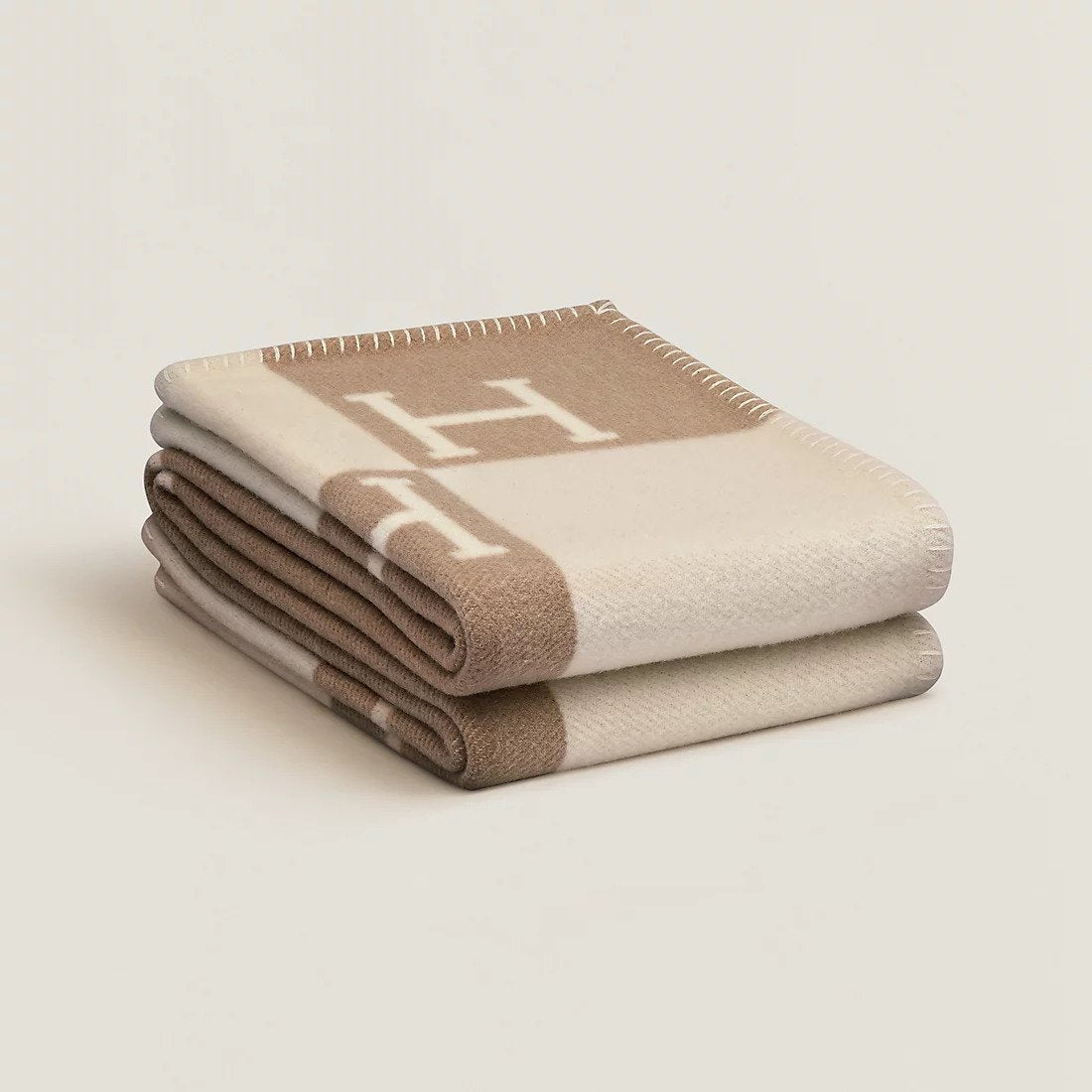 Befez | Soft Premium Wool Blanket for Cozy Homes