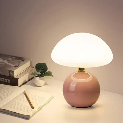 Classic Cream Table Lamp
