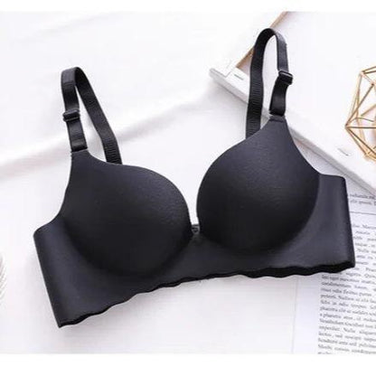 Comfortable Seamless Bra for a Flawless Fit