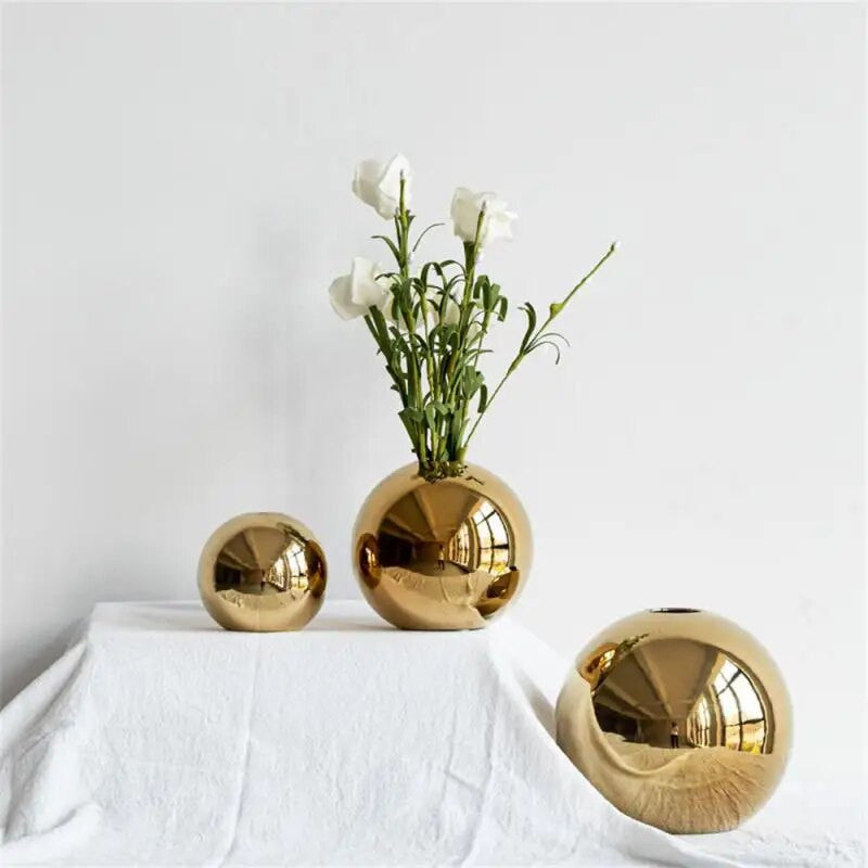Luxury Metallic Sphere Vase