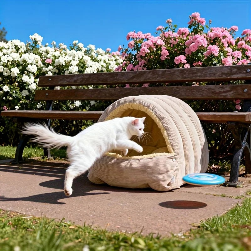 Cozy Plush Closed Cat Hideaway Bed - Befez