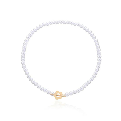 Delicate Floral Pendant Choker Necklace
