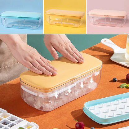 Compact Ice Cube Maker with Removable Tray