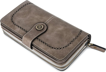 Fashionable Genuine Leather Wristlet Wallet