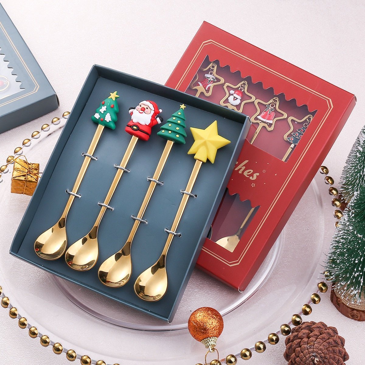 Befez | Classic Holiday Table Centerpiece