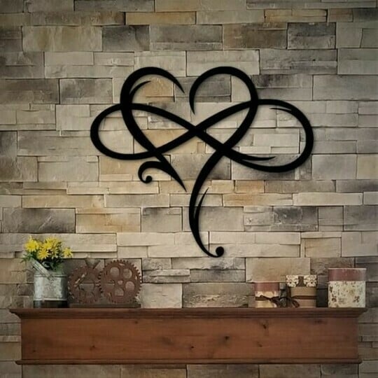Romantic Metal Heart Wall Art