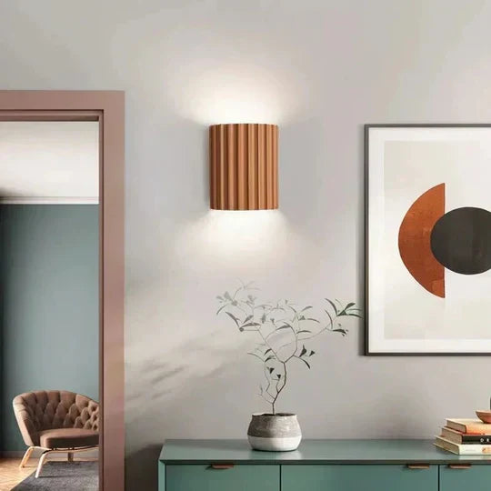 Stylish Resin Wall Light Fixture Design