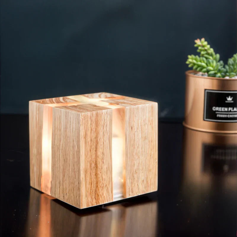 Rustic Distressed Wooden Table Lamp - Befez