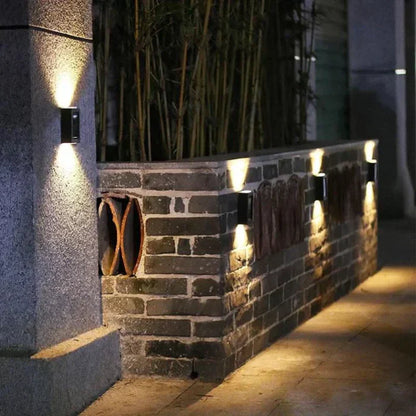 Stylish Outdoor Garden Wall Lamp