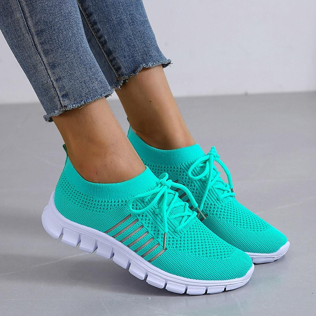 Comfortable and Airy Walking Shoes