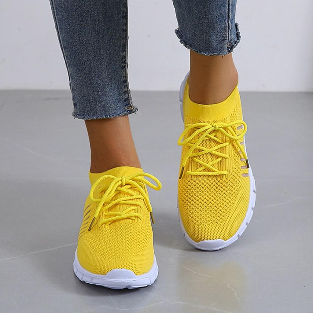 Comfortable and Airy Walking Shoes