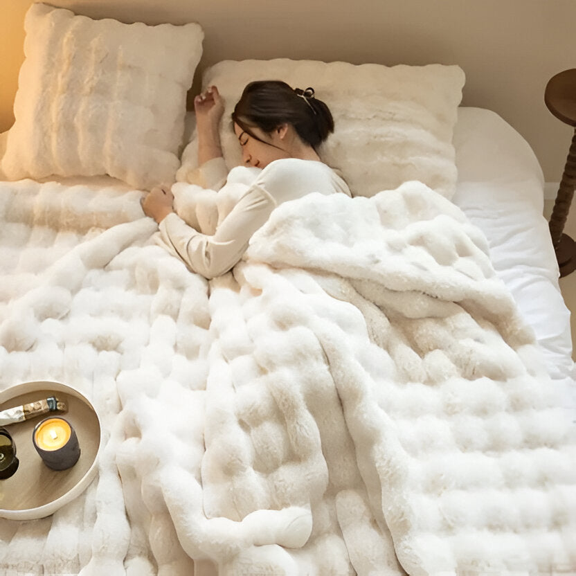 Soft Plush Throw Blanket with Classic Style
