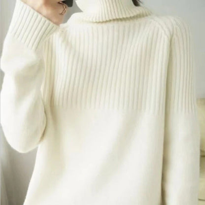 Soft Women's Crew Neck Cashmere Sweater