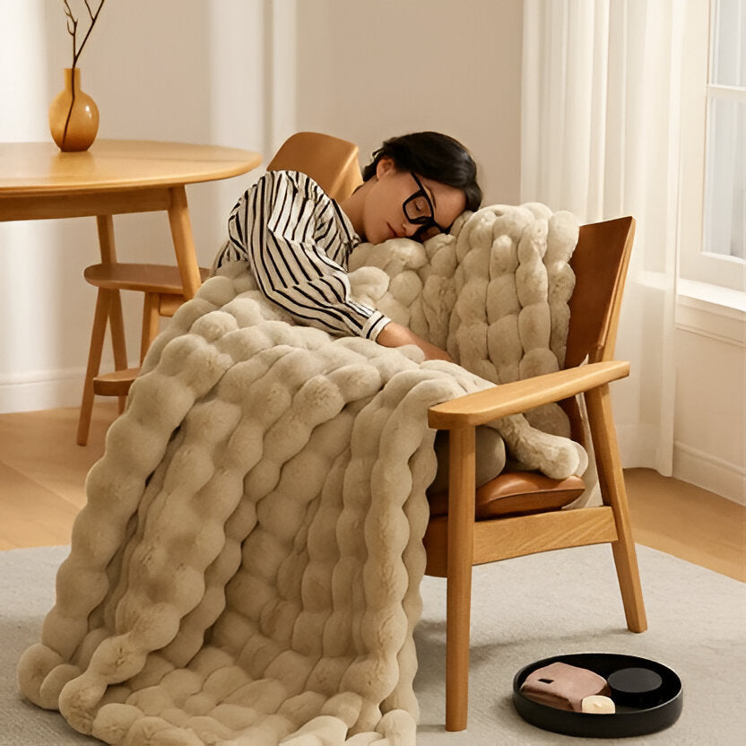 Soft Plush Throw Blanket with Classic Style - Befez