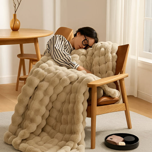 Soft Plush Throw Blanket with Classic Style - Befez