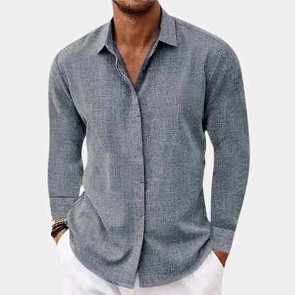 Traditional Fit Casual Button Down Shirt