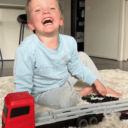 Befez | Fun Racing Truck Toy | Fast Track Playset