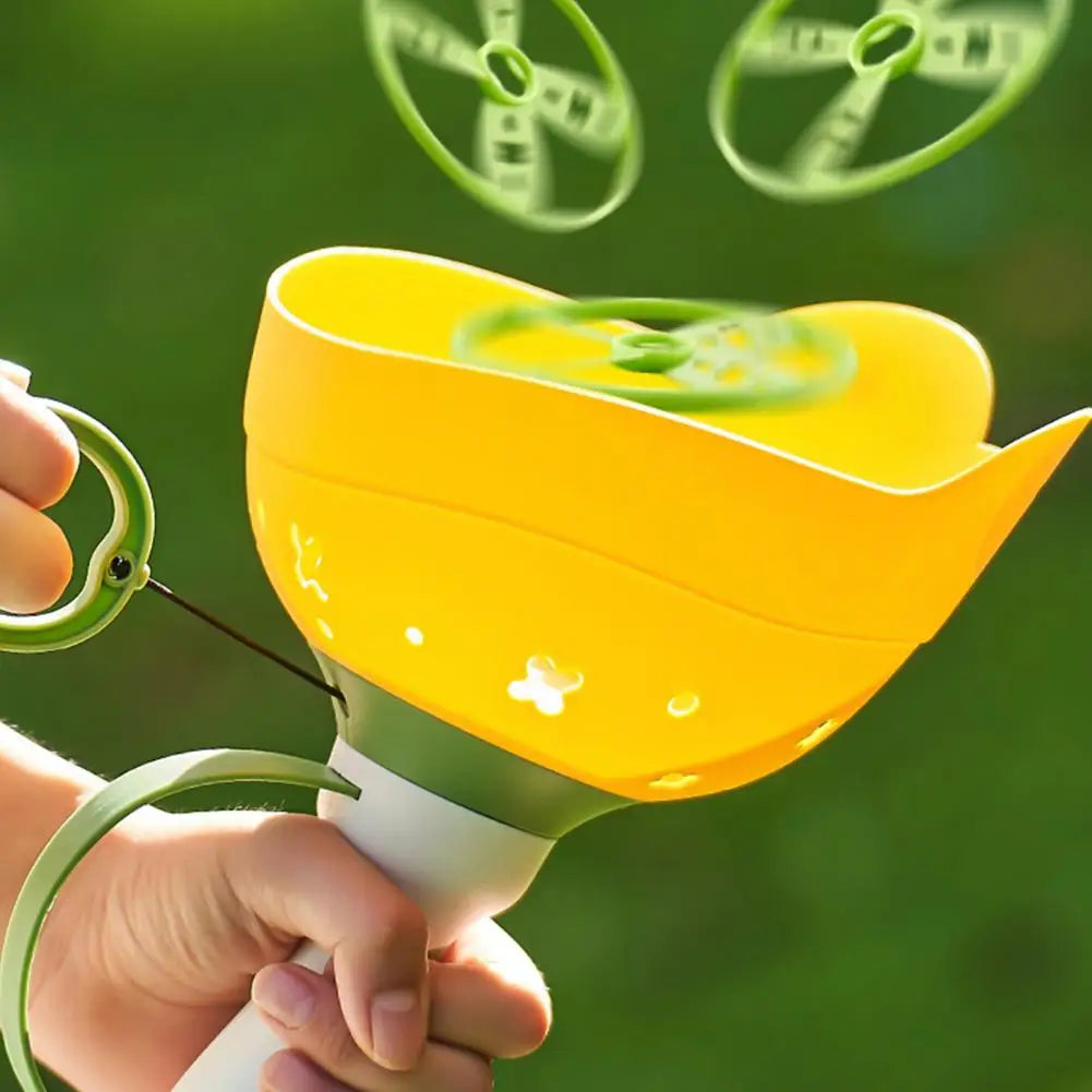 Fun Outdoor Flying Disc Thrower