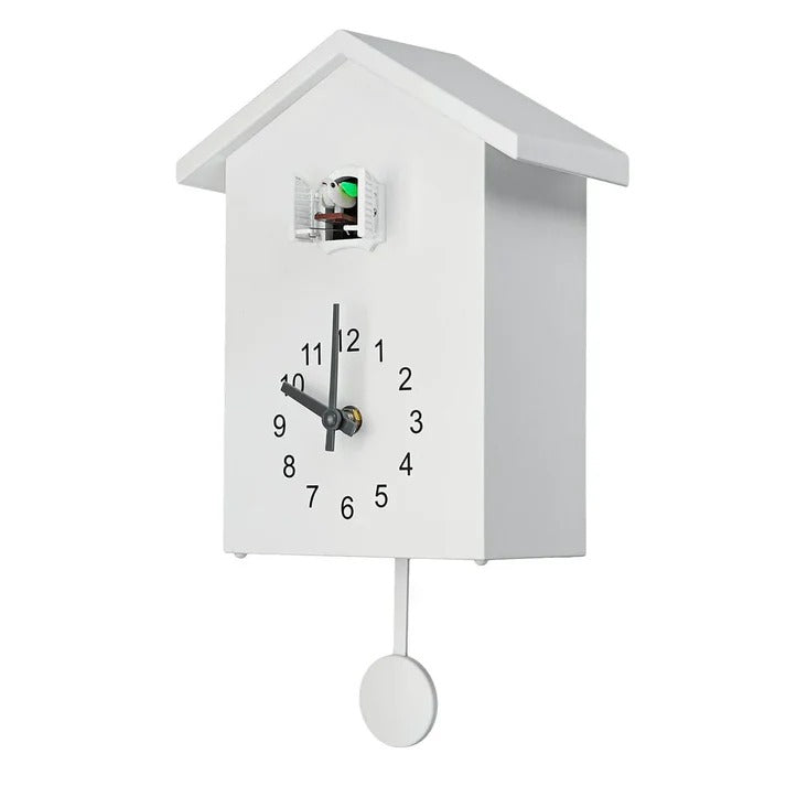 Traditional Wall Clock with Carved Details - Befez