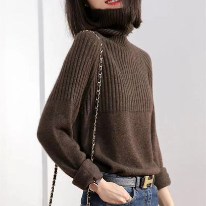 Soft Women's Crew Neck Cashmere Sweater