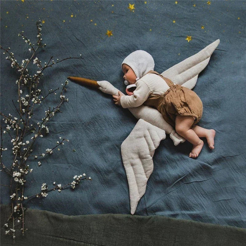 Adorable Swan Baby Room Decor