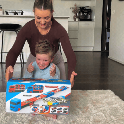 Befez | Fun Racing Truck Toy | Fast Track Playset
